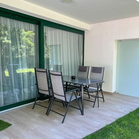 Villa Bauhaus Wellness Apartman Fsz. 1 Siofok Dış mekan fotoğraf