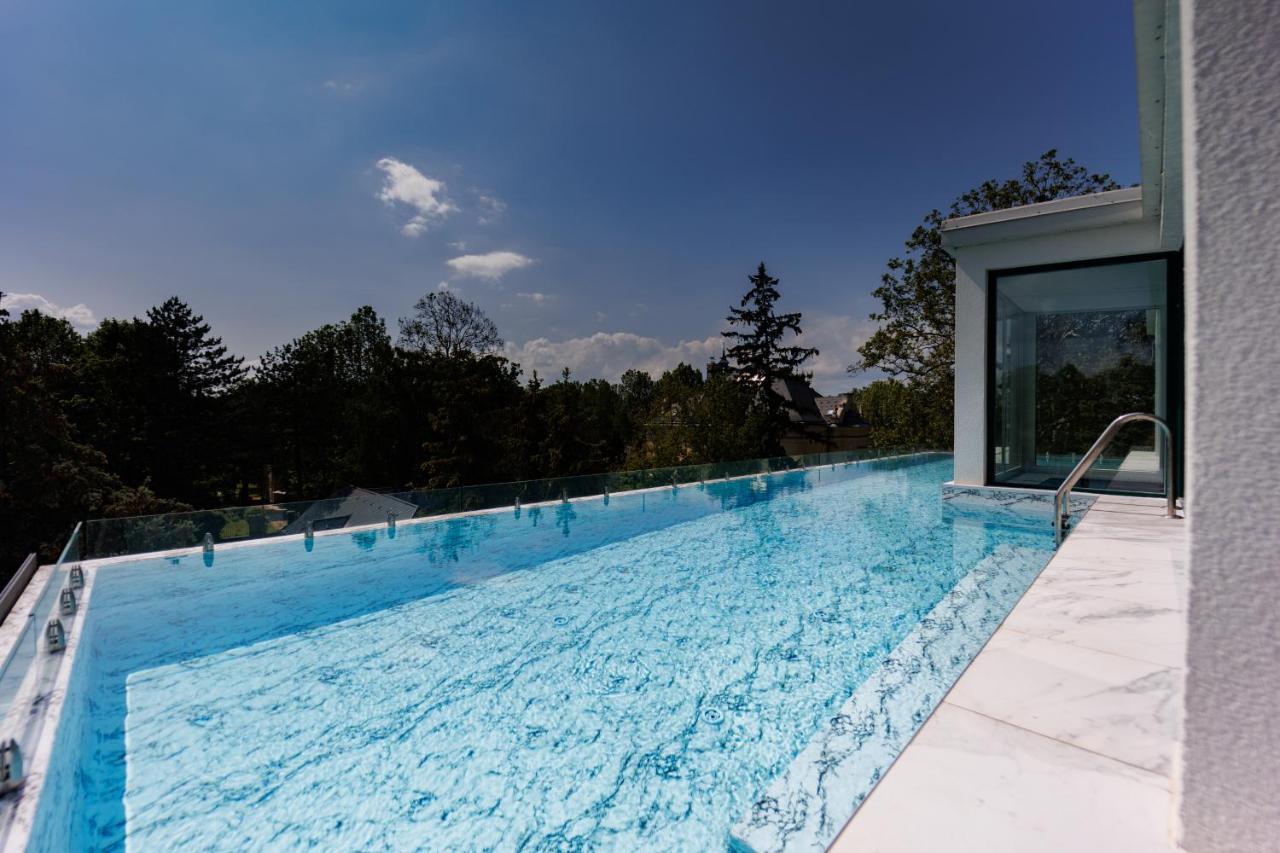 Villa Bauhaus Wellness Apartman Fsz. 1 Siofok Dış mekan fotoğraf